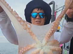 공현진 22인승 뉴창명호 왕문어 조황 사진
