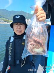 돌문어~내일~자리여유~예약받습니다. 사진