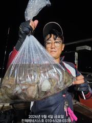 [진해] 문어] 일요일 야간예약가능~ 3.11k 대물조황~ 고고!!~