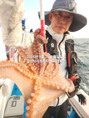 변산레저낚시 [카이저2호] 9월19일 대물민어105cm생미끼낚시 조황입니다.