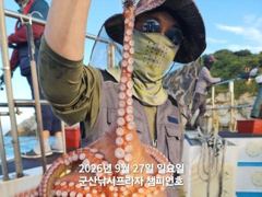27일, 군산문어 덩치급 문어가 춤추네요~ㅎㅎ~오늘도 굿~실시간~군산낚시프라자 챔피언호