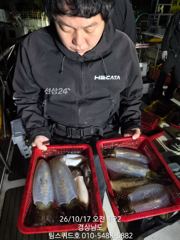 16일 키로급!!!!1.8kg 무늬오징어히트!!! 키로를향해 팁런달립시다!! 사진