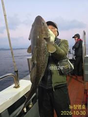 공현진 22인승 뉴창명호 왕대구 조황 사진